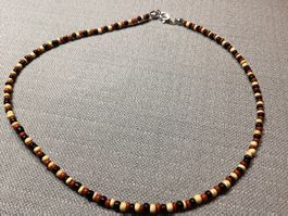 Schlichte handmade Halskette aus Keramik