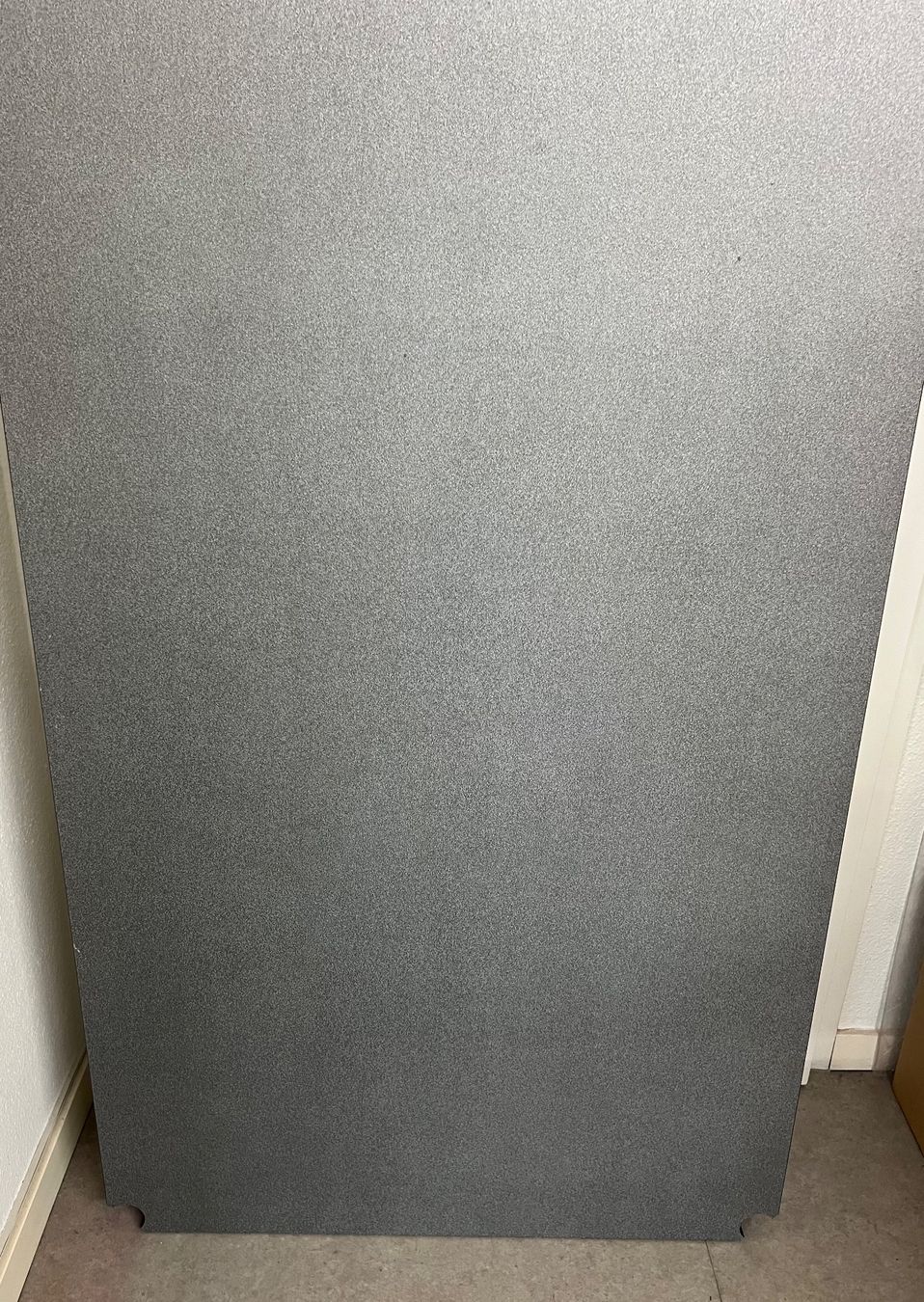 USM Tavoli: Table USM 175x75 cm gris stratifié – Usato da Basel venduto da La.Bonne.affaire 3