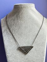 Silberkette mit Dreieck-Anhänger, Vintage Look