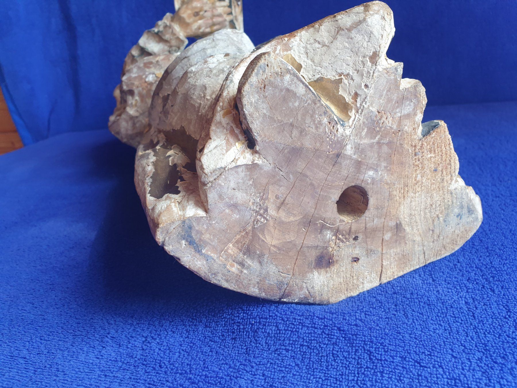 Statuette: Heiligen Figur Holz, Antik – Usato da Bözberg venduto da L-G 8