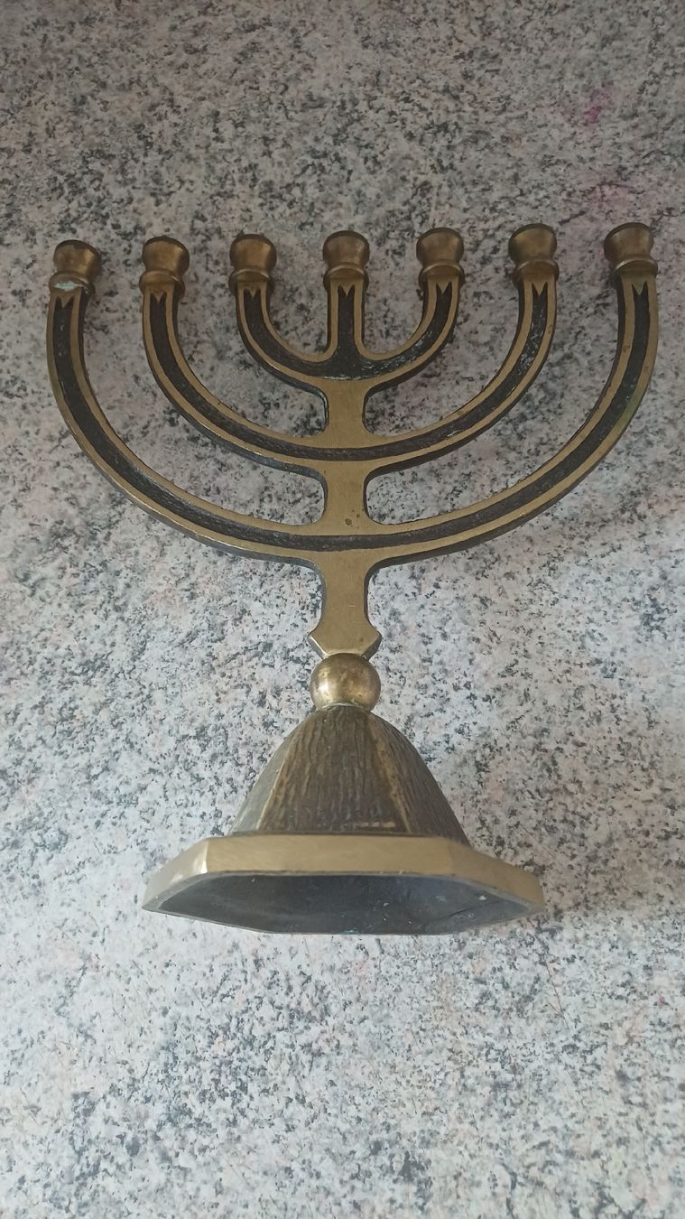 Portacandele: Schöne Menora Jerusalem  – Usato da Flawil venduto da Naphtali 8