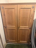Holzschrank zweitürig gebraucht