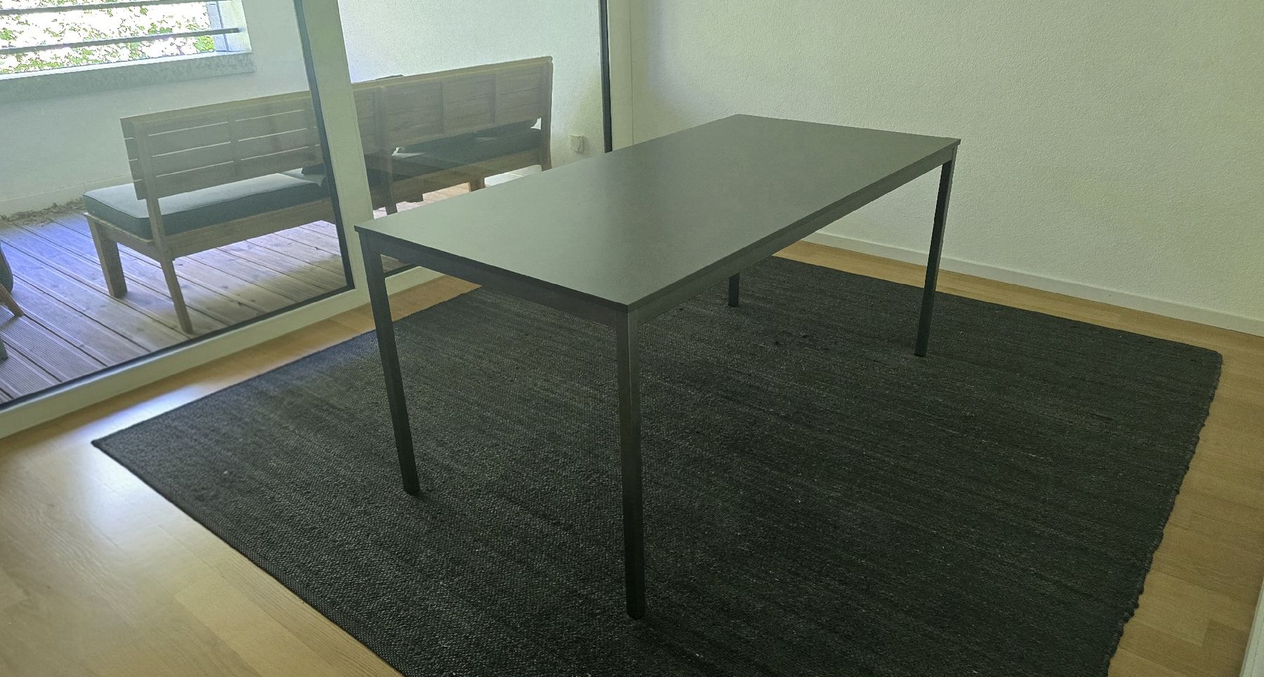 Tavoli: Esstisch schwarz, schlichtes Design, gut erhalten, 160x80cm – Nuovo (secondo la descrizione) da Rümlang venduto da Gui_llaume 1