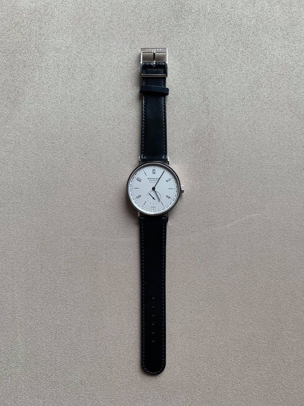 Nomos Orologi: NOMOS TANGENTE 180 – Nuovo e nell'imballaggio originale da Triesen venduto da hor_6kx9 2