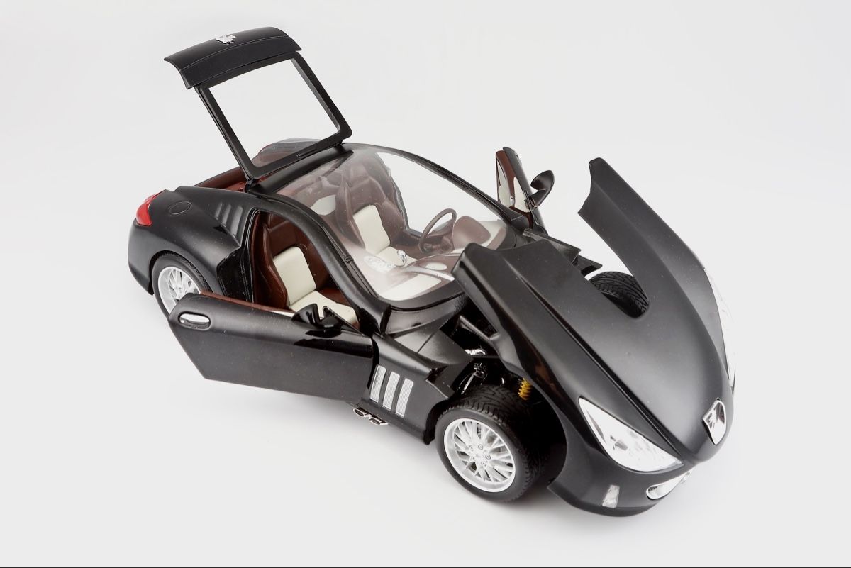 Peugeot Modellini d'auto: PEUGEOT 907 V12 MASSSTAB 1:18 – Nuovo e nell'imballaggio originale da Erlenbach im Simmental venduto da Model_box 2