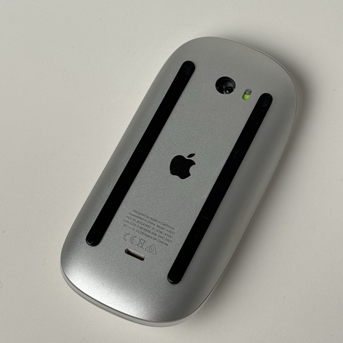 Apple Souris: Apple Magic Mouse 2 (A1657) - Silber – D'occasion à Rümlang par vla_9g7d 2