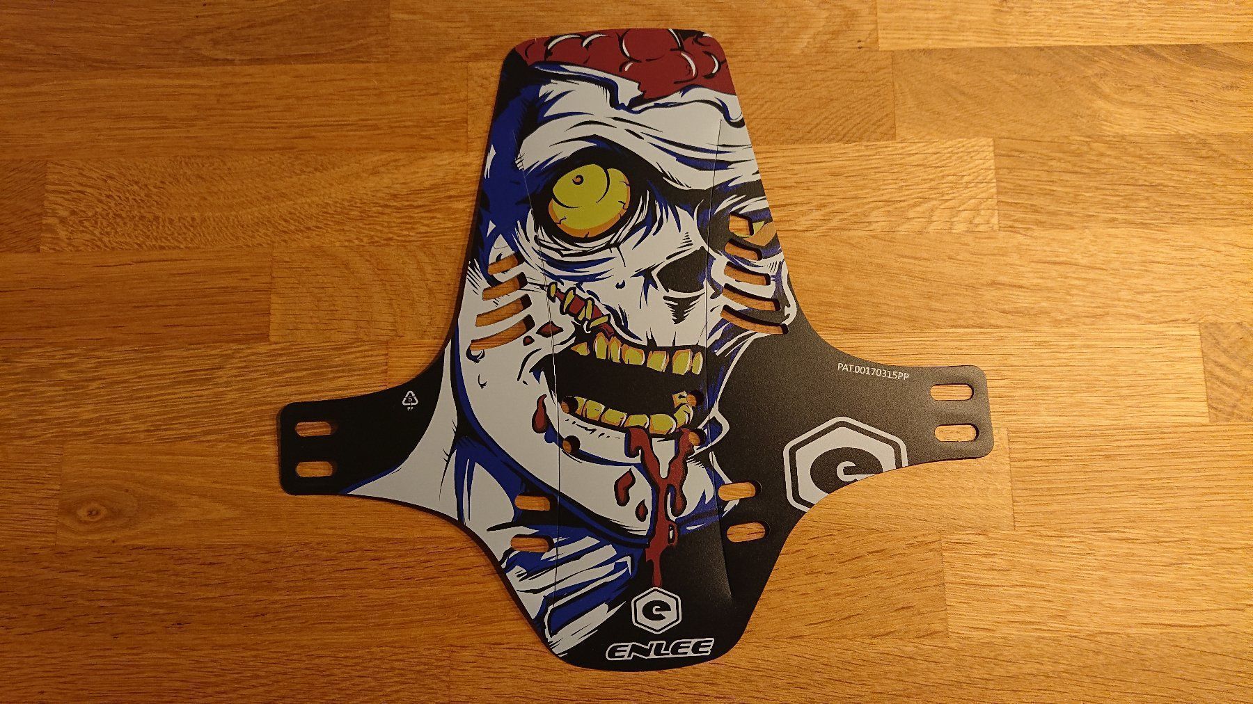Pezzi di ricambio: Mud Guard Totenkopf Crazy 2 Stück – Nuovo e nell'imballaggio originale da Lauerz venduto da STIDRIVER