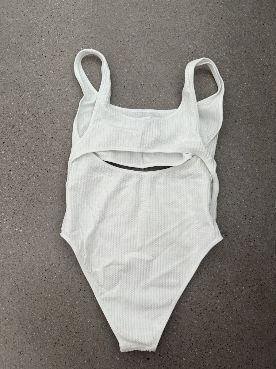 Zara Top: Body Zara Rippstrick Weiss Grösse M-L  – Nuovo (secondo la descrizione) da Zürich venduto da iva_iva 1