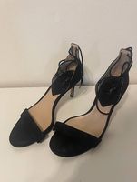 Schwarze high heels mit Schnürung, Mango