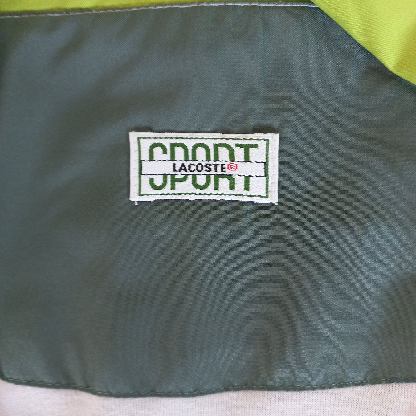 Lacoste Giacche: Vintage Lacoste Trackjacket (XL) – Usato da Chamoson venduto da Sapoloshop 4