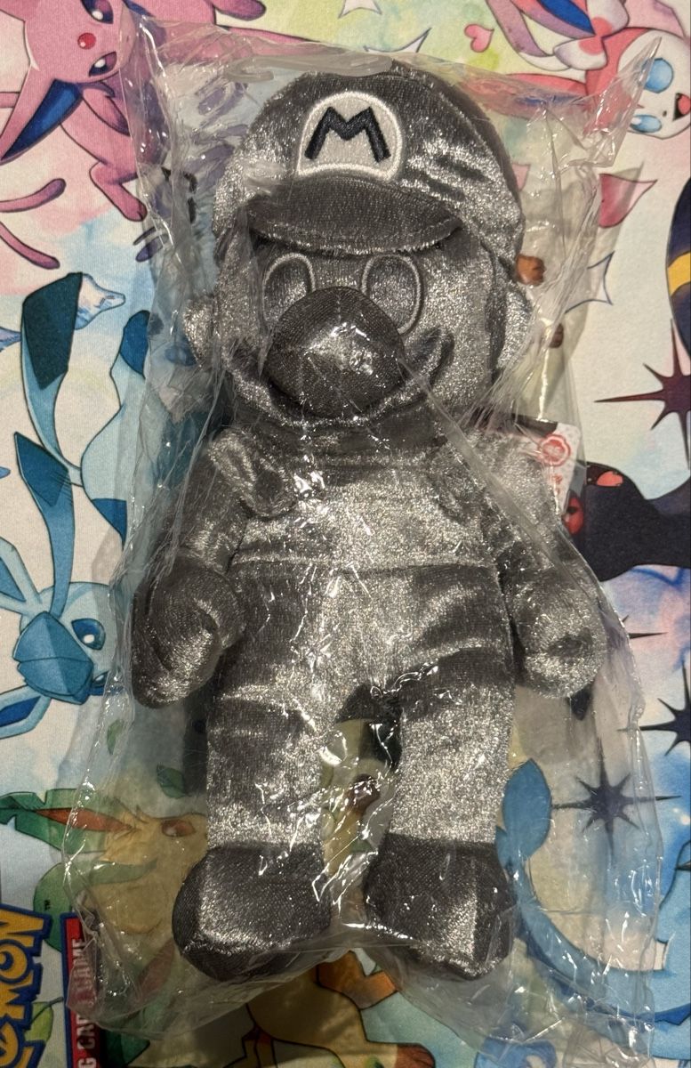 Nintendo Spielzeuge: Mario Silver Plush Japan Rare !!! – Neu (gemäss Beschreibung) aus Uvrier von sauma85