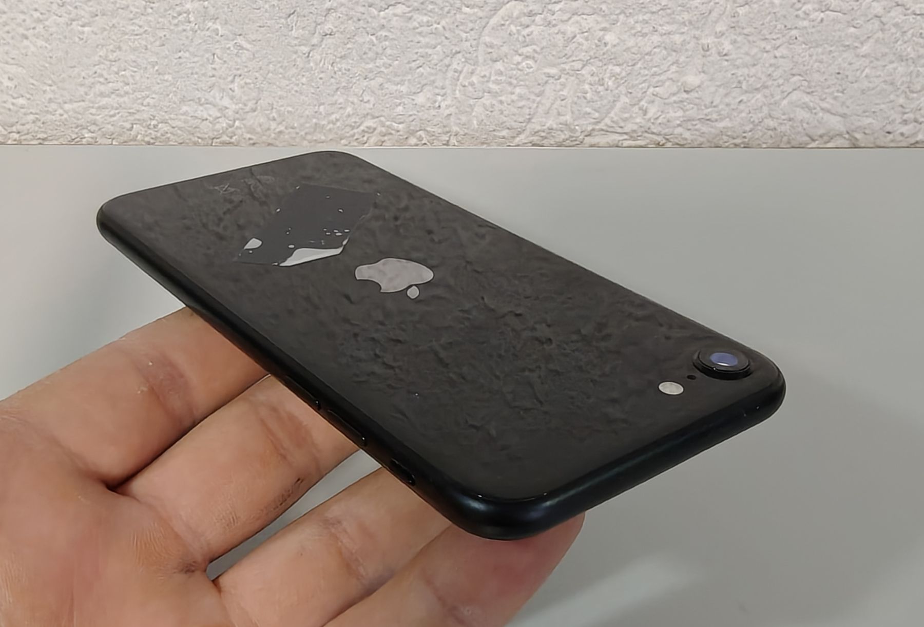 Apple Handys / Smartphones: iPhone SE-2 2020 – Defekt aus Ehrendingen von Rocky985 3