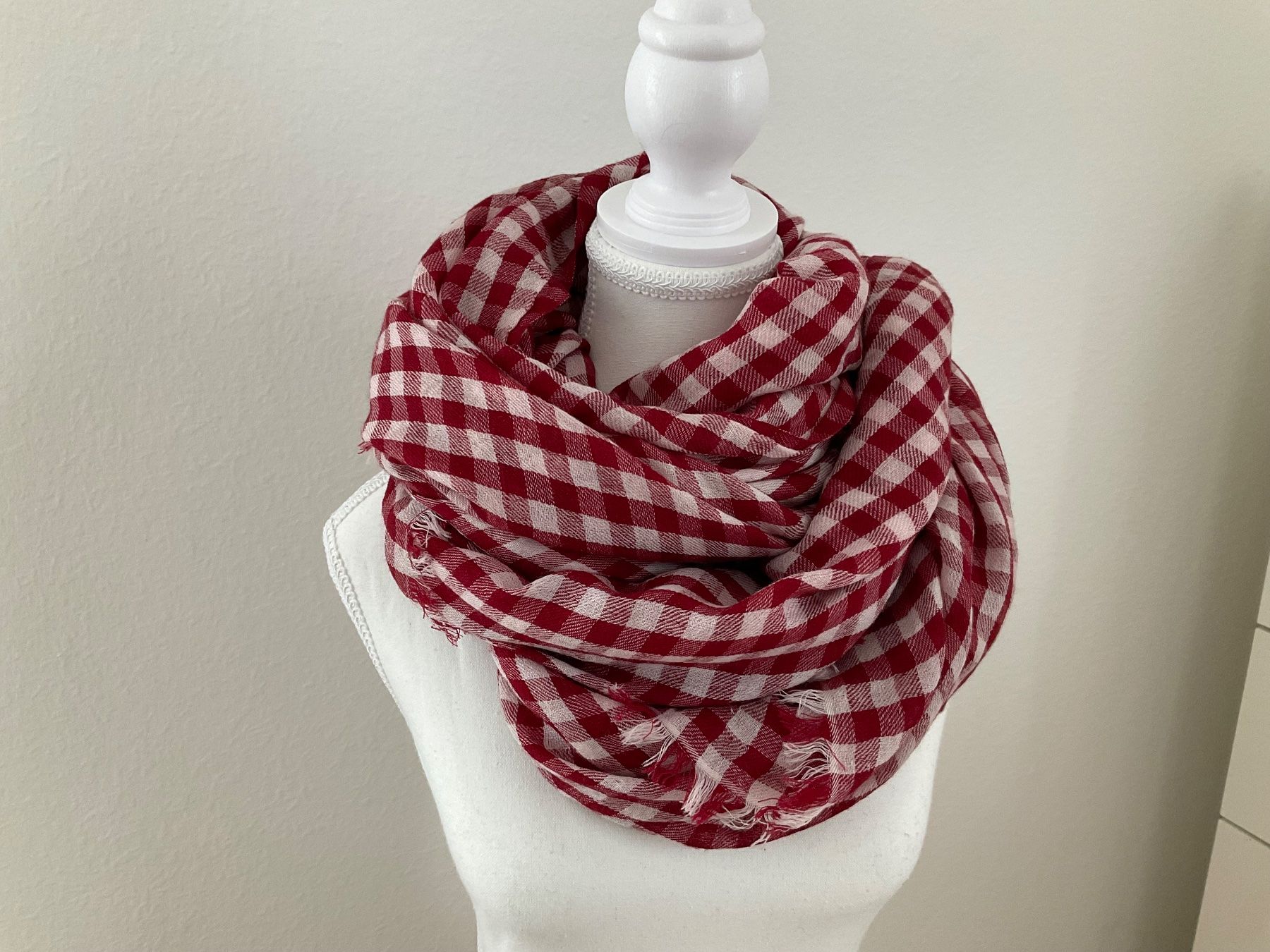 Foulard & Sciarpe: Schal von Gaby Stranner – Nuovo (secondo la descrizione) da Bern venduto da Gabriela32 2