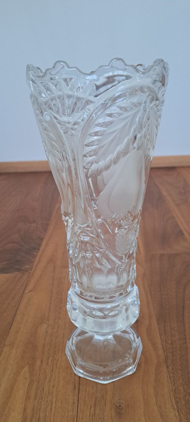 Vase & Récipients: Kristall Vase – D'occasion à Berikon par berghalde