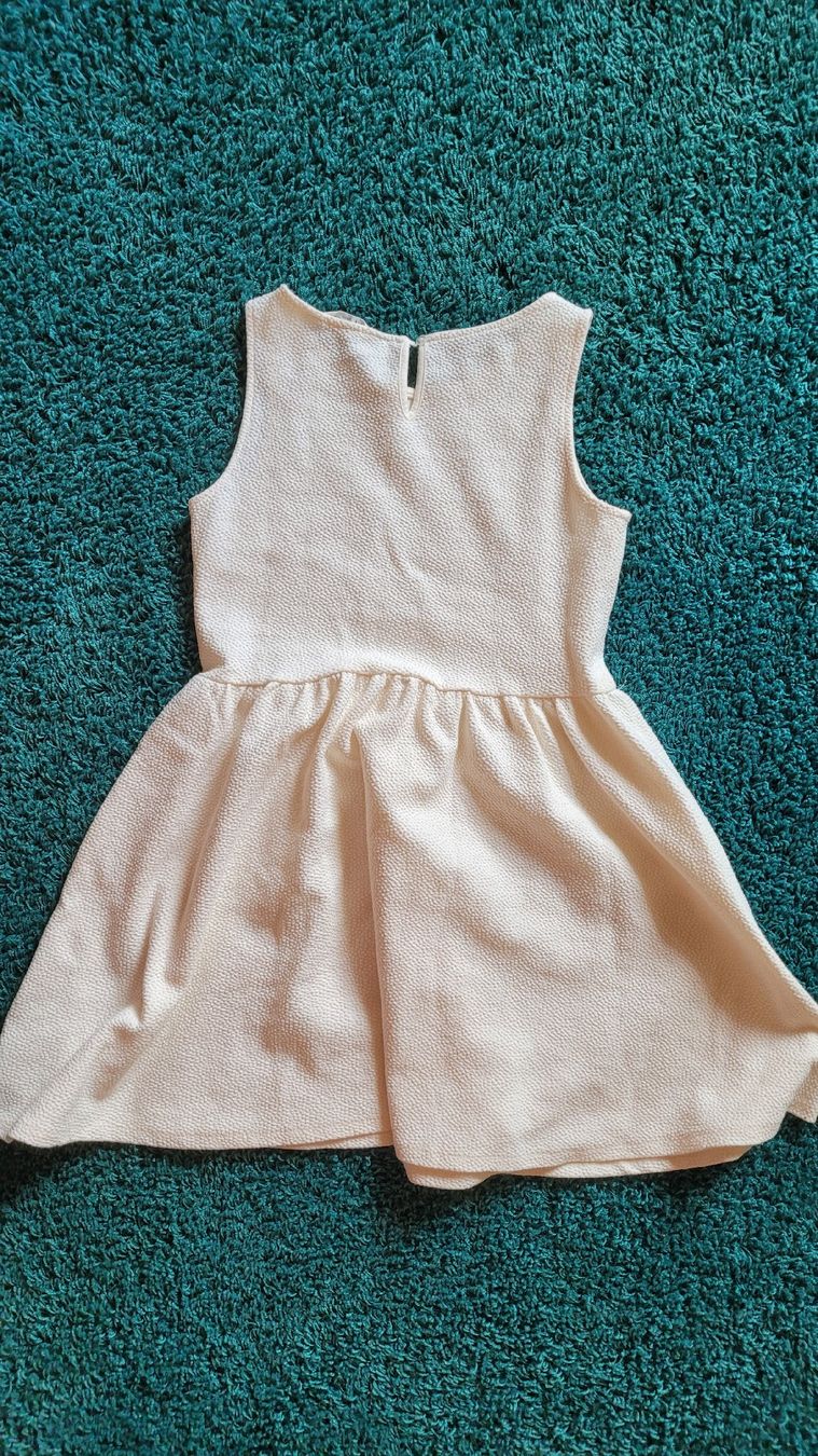 H&M Kleider & Röcke: H&M Kleid, Gr. 134/140, creme – Gebraucht aus Warth von aussieaussie 2