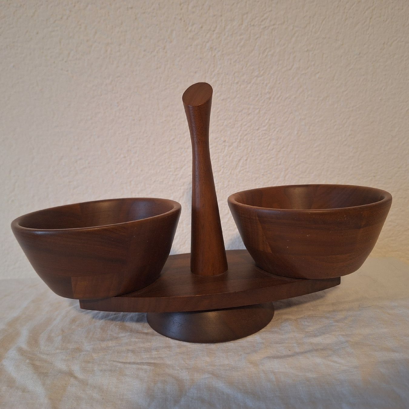 Ciotole: Versand OK! Solid Black Walnut Kustom Kraft Servierschale – Usato da Winterthur venduto da Goldpipau 2