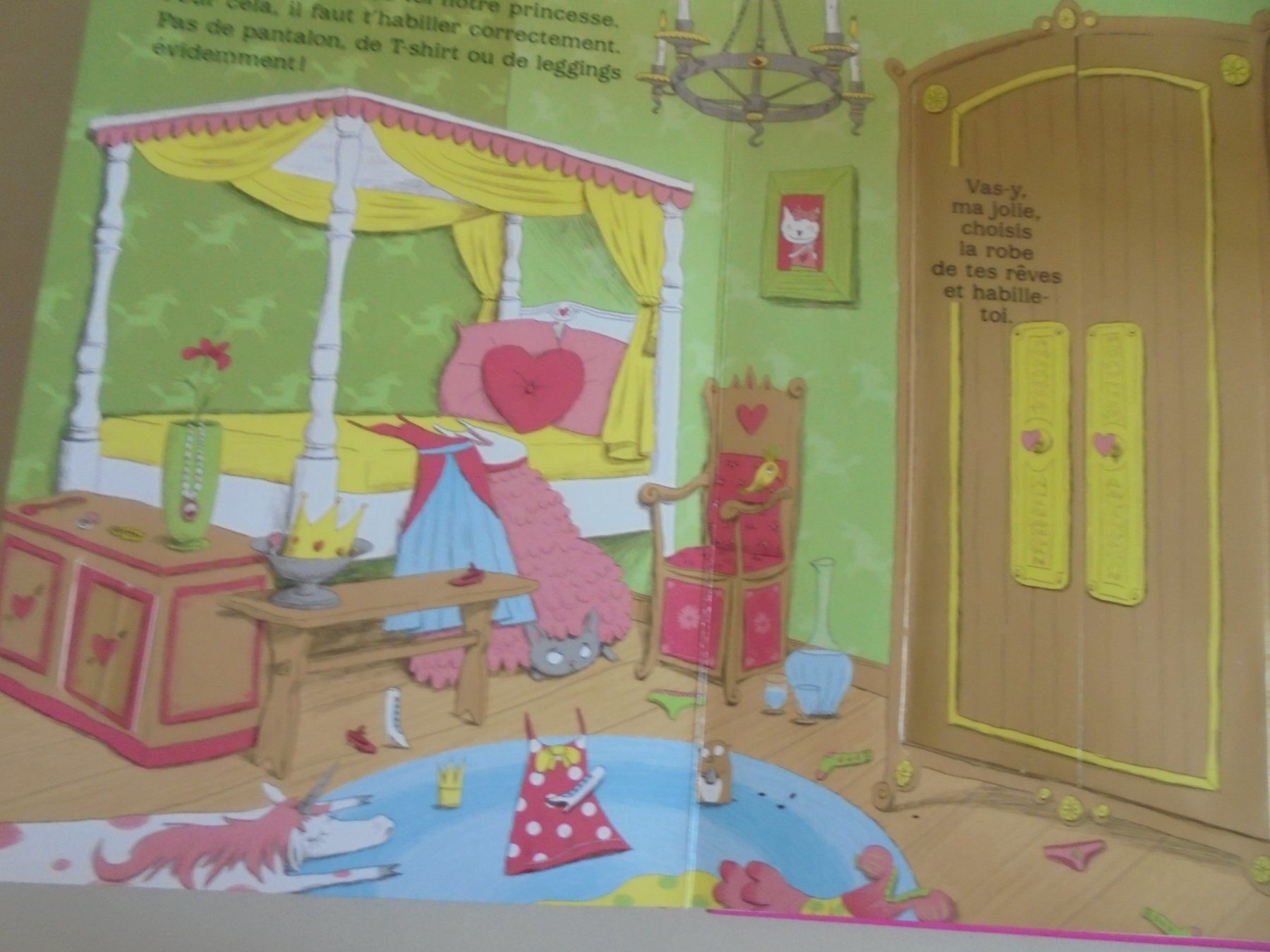 Bücher: " Recherche super princesse " Livre Pop-up – Gebraucht aus Eclépens von Consuelo 6