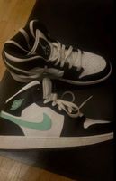 Jordan 1 Mid Turnschuhe Grösse 38.5