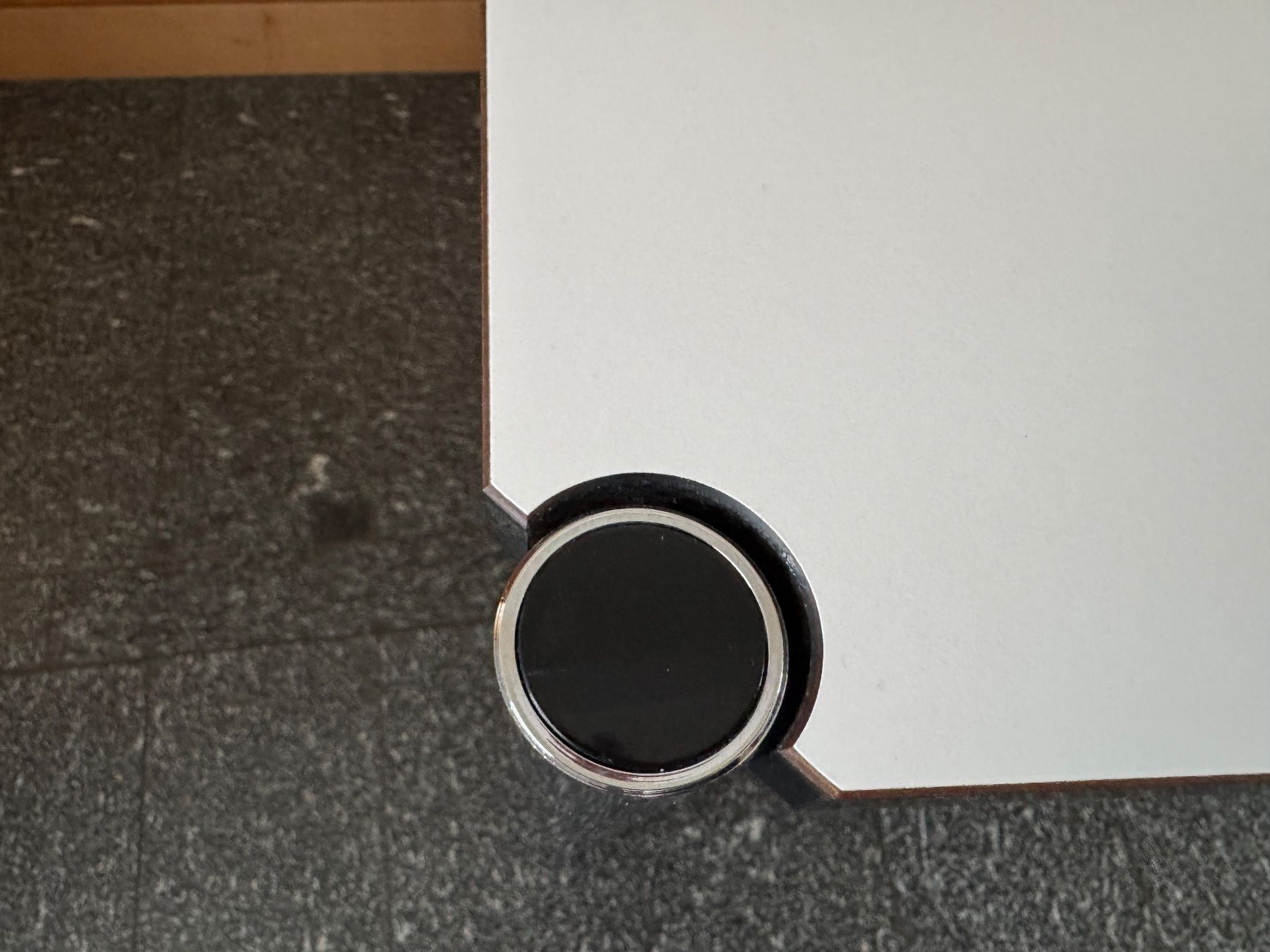 USM Tische: USM Tisch Weiss 75x75 cm – Gebraucht aus Zürich von turicum2008 4