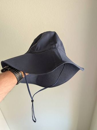 Arcteryx Sinsola Sonnen-/ Trekkinghut dunkelblau (neuwertig)