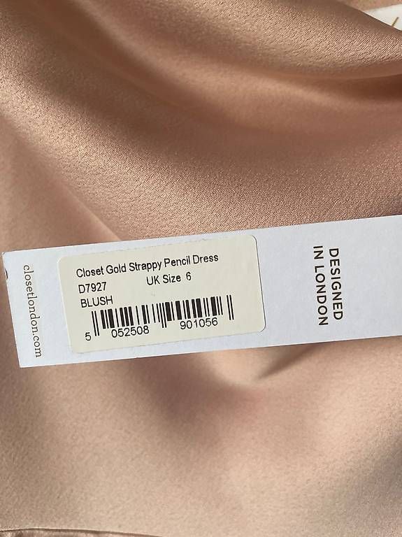 Kleider: Robe cocktail rose Taille 34/36 – Gebraucht aus Vuarrens von cbr_ygg2 2