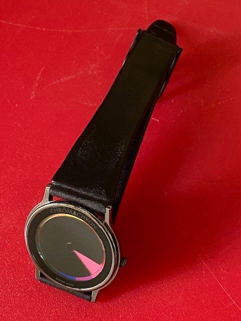 Swiss Orologi: ChromaChron Tian Harlan,  NEUVE!!! – Nuovo (secondo la descrizione) da La Neuveville venduto da Ofinzerb