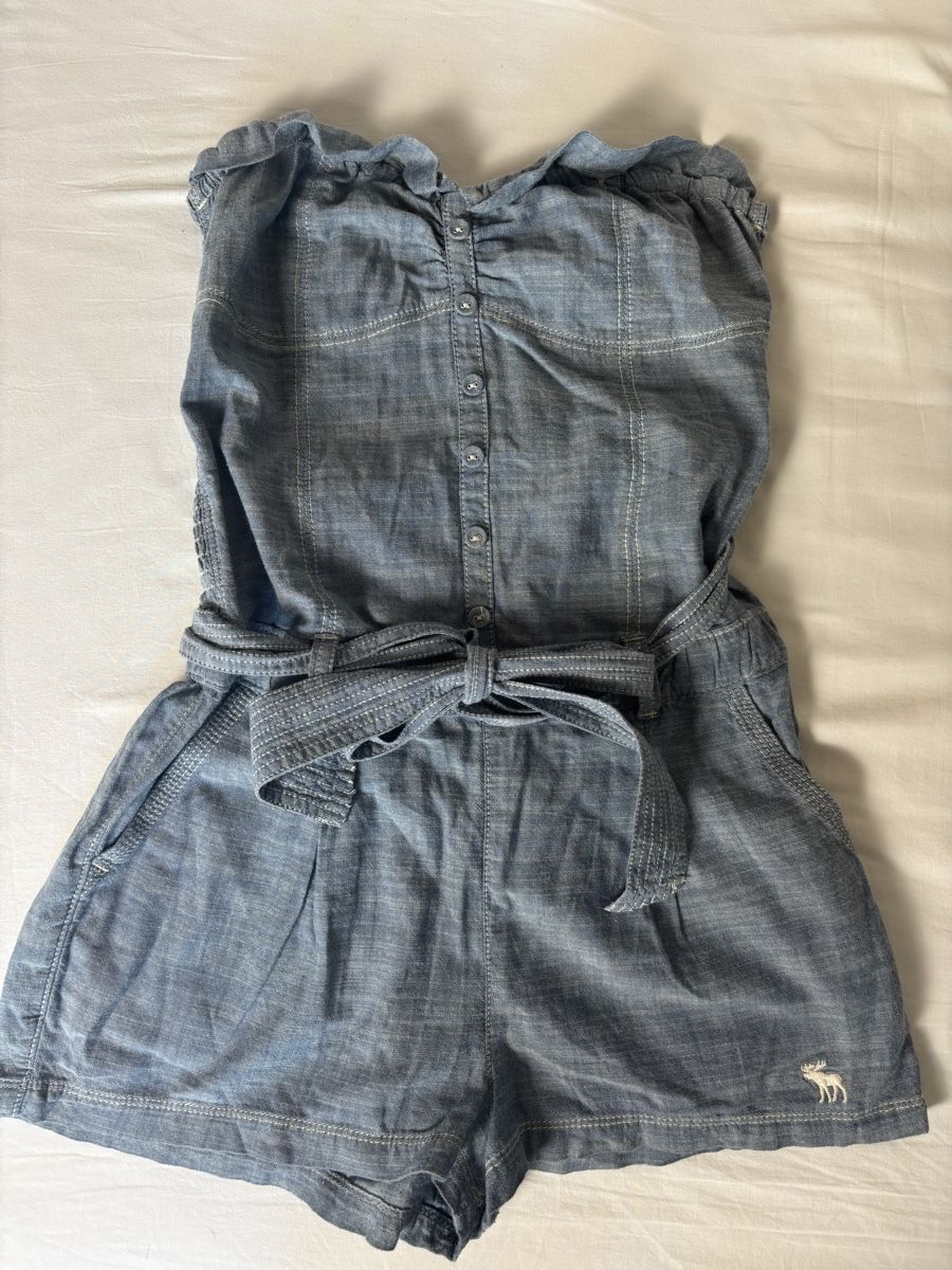 Abercrombie Tute: Abercrombie&Fitch 2000s jumpsuit – Usato da Leissigen venduto da lamooniade 3