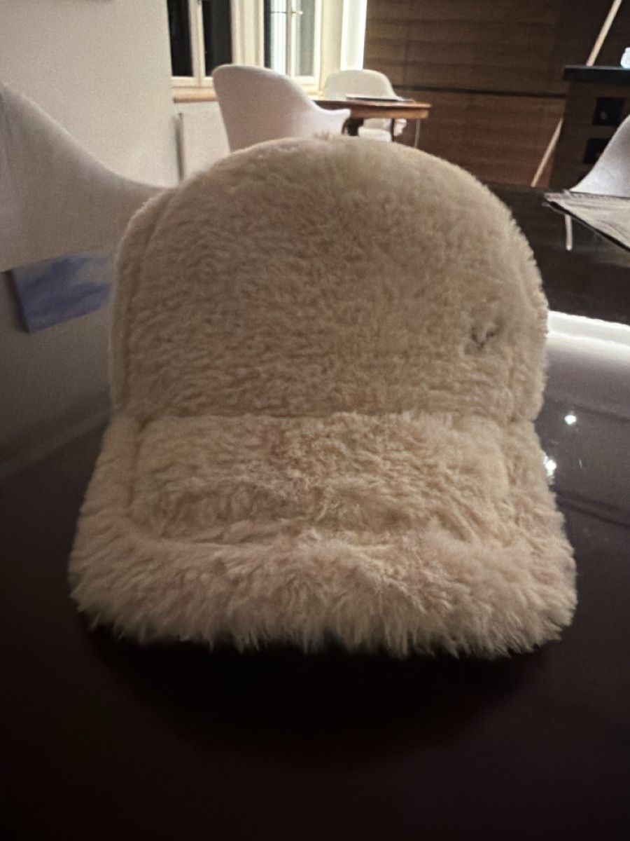 Altro in  Abbigliamento & Accessori: Baseball Cap Teddyfell Optik beige verstellbar – Nuovo (secondo la descrizione) da Zürich venduto da joyfulgrace 1