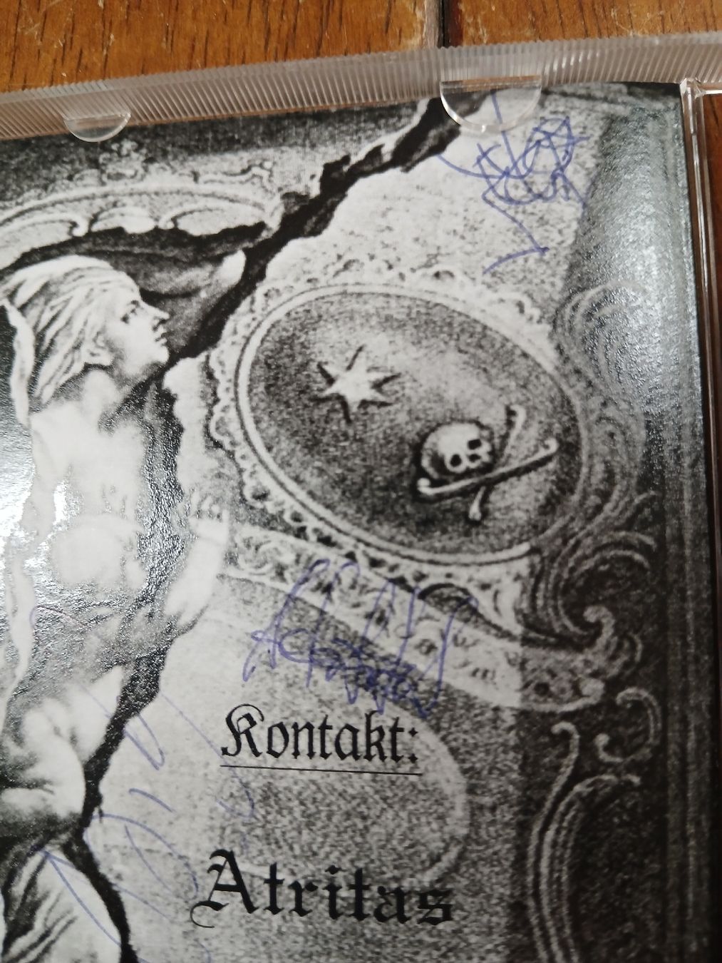 CD: atritas - rising...(signiert!) – Usato da St-Cergue venduto da VeganWarrior 1