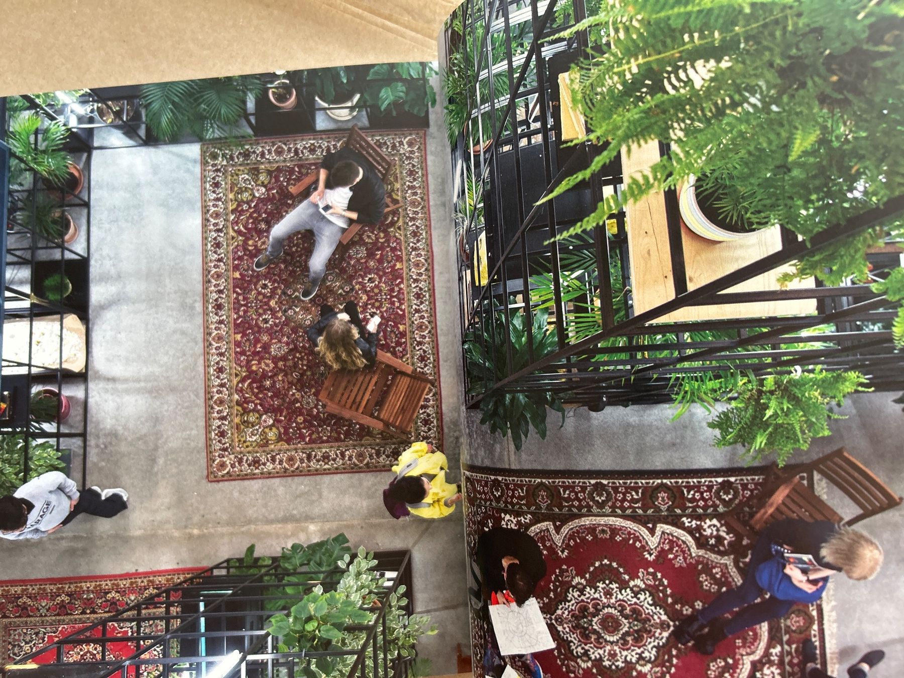 Bücher: Rashid Johnson: Garage Museum Book, Art Installation. – Gebraucht aus Zürich von Coffeetable88 4