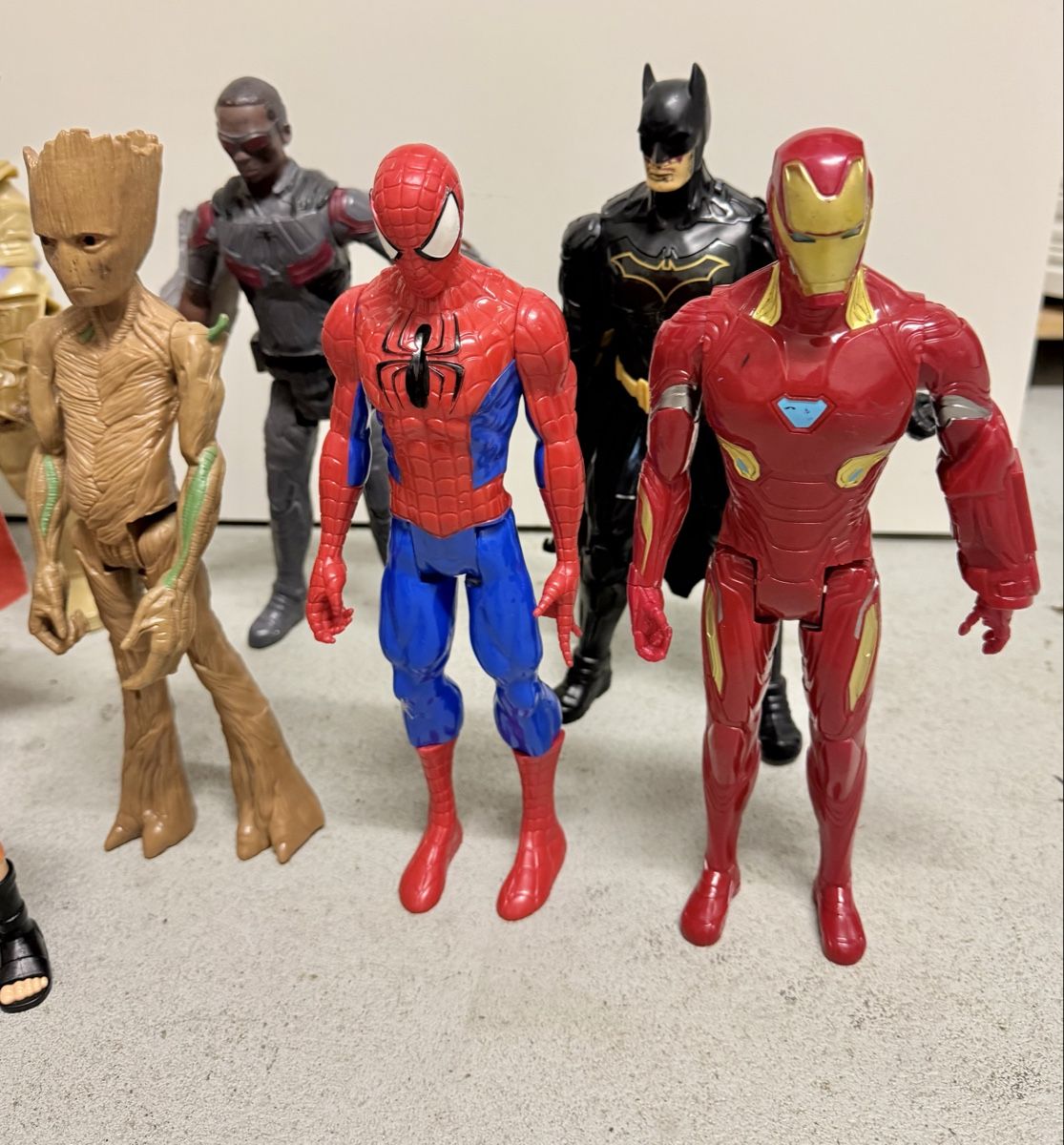 Marvel Jouets: 11 Marvel-Actionfiguren – D'occasion à Niederwangen BE par KBL85 2