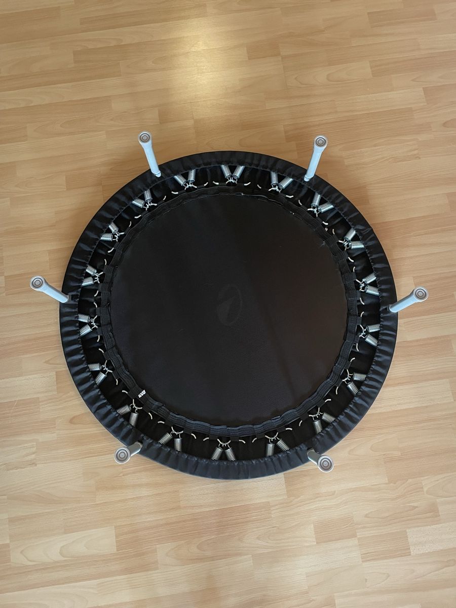 Decathlon Trampoline: Mini Trampolin DOMYOS, 101cm Durchmesser, kaum benutzt – Gebraucht aus Bülach von nin_lea1 1