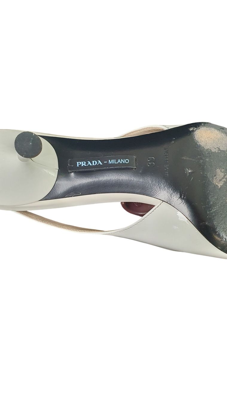 Prada Scarpe da donna: PRADA Slingback-Pumps Gr. 39 Weiss – Nuovo (secondo la descrizione) da Wangen b. Olten venduto da Restwert_Wangen 5