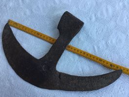 Uraltes, antikes historisches Zimmermanswerkzeug