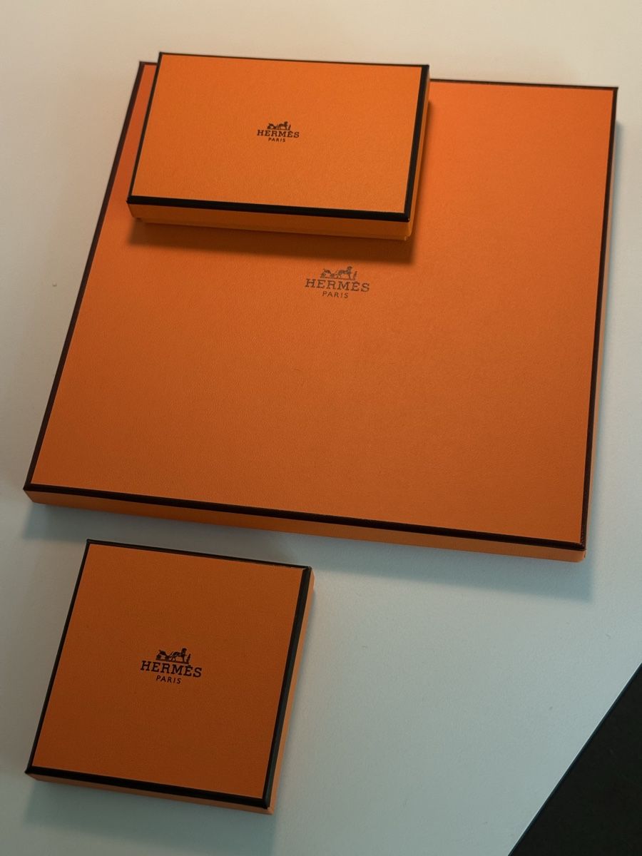 Altro in Decorazioni & Accessori: Hermes box set – Nuovo e nell'imballaggio originale da Zürich venduto da Anastasiya_g 1