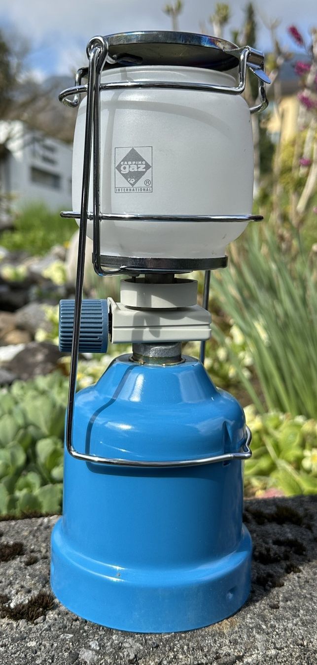 Campingaz Lampade: Camping Gas-Lampe – Usato da Hergiswil NW venduto da hpb_9bvx 7