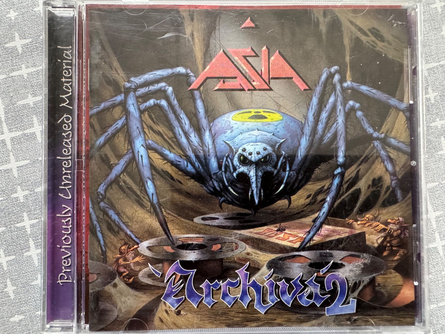 CDs: Asia - Archiva 2 (previously unreleased Material !) – Gebraucht aus Duggingen von Kisha010