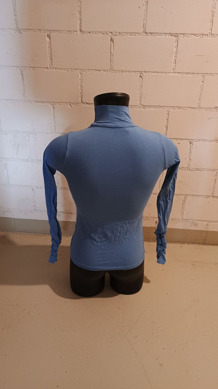 Maglioni & Felpe: Langarmshirt blau Gr. S – Nuovo (secondo la descrizione) da Rothrist venduto da GIWALD 3