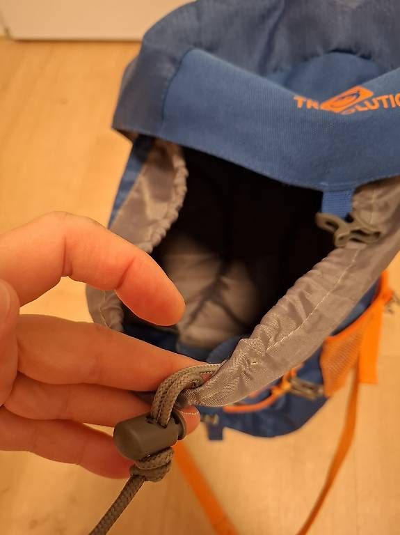 Trevolution Borse & Zaini: Trevolution Kinder Wanderrucksack – Usato da Männedorf venduto da Einhornmama 2