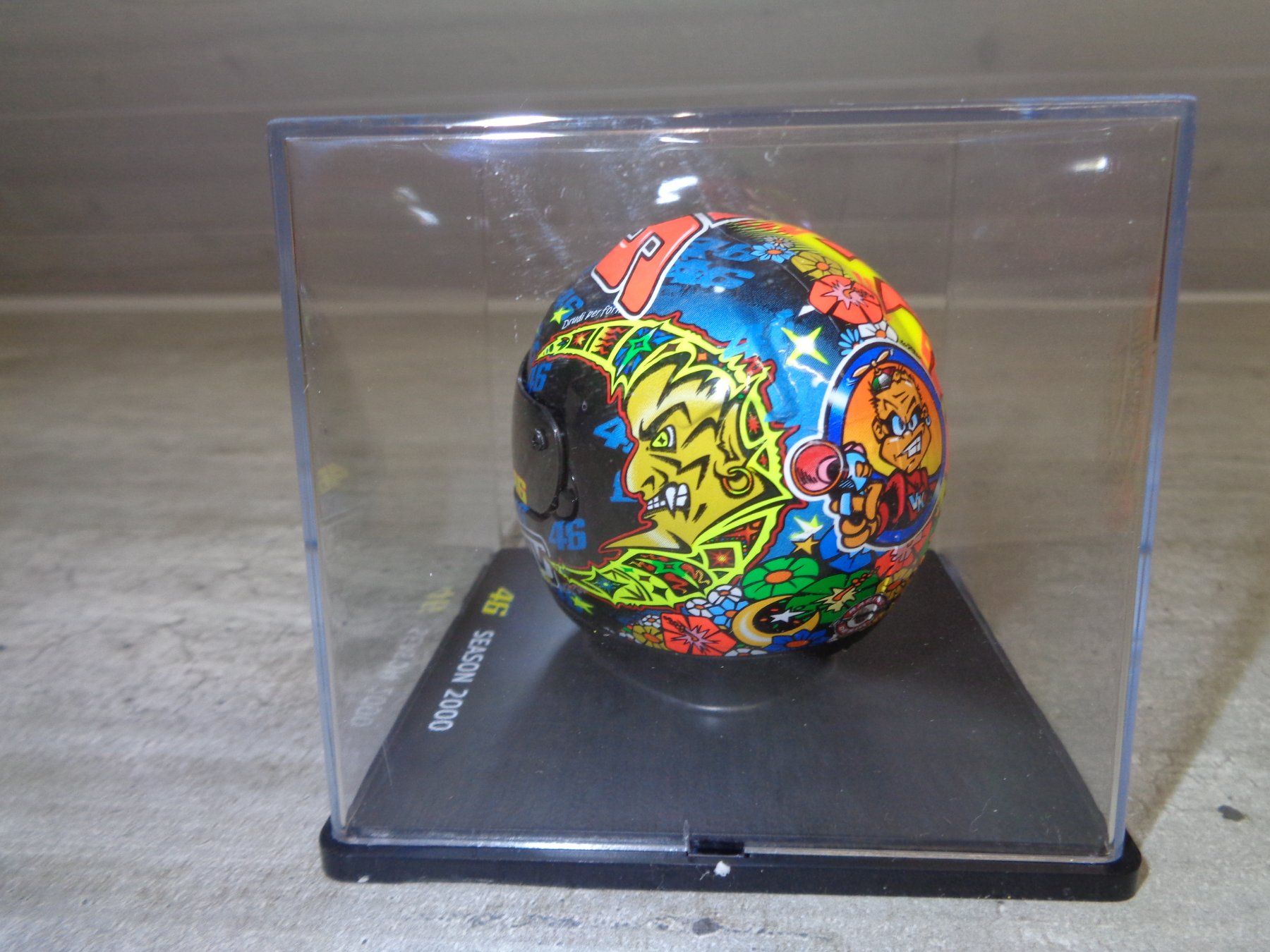 Spark Modellautos: Spark 1:5 Casque Valentino Rossi 46 2000 – Neu und originalverpackt aus Reconvilier von rallycar 5