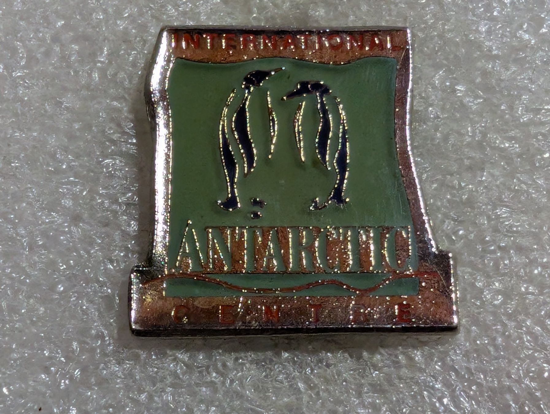 Placchette & Badge: Ansteckpin 216: – Usato da Oppligen venduto da Pin-Fall-Shop
