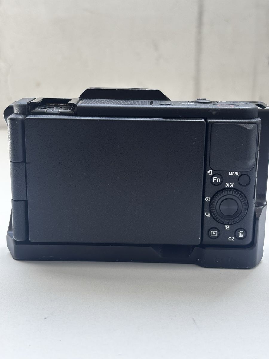 Sony Fotocamera: Kit Sony ZV-1 avec accessoires – Usato da Lausanne venduto da ali_eddine 7