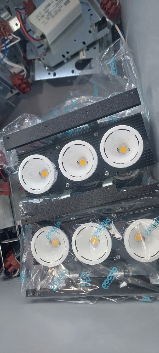 Convertitori: LED Module und Konverter – Nuovo (secondo la descrizione) da Rapperswil SG venduto da Indoc 2
