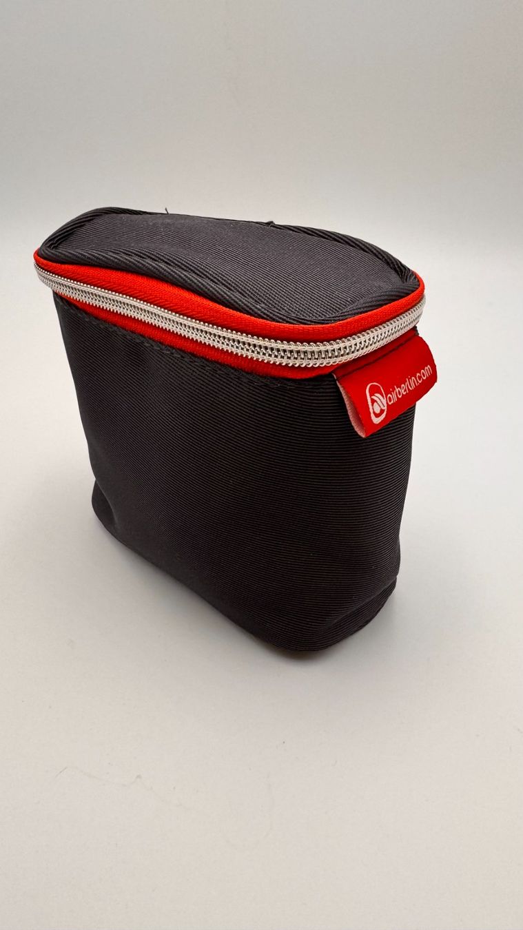 Kosmetikkoffer: Air Berlin Business Class Amenity Kit – Neu und originalverpackt aus Jonen von FrankWisnewski