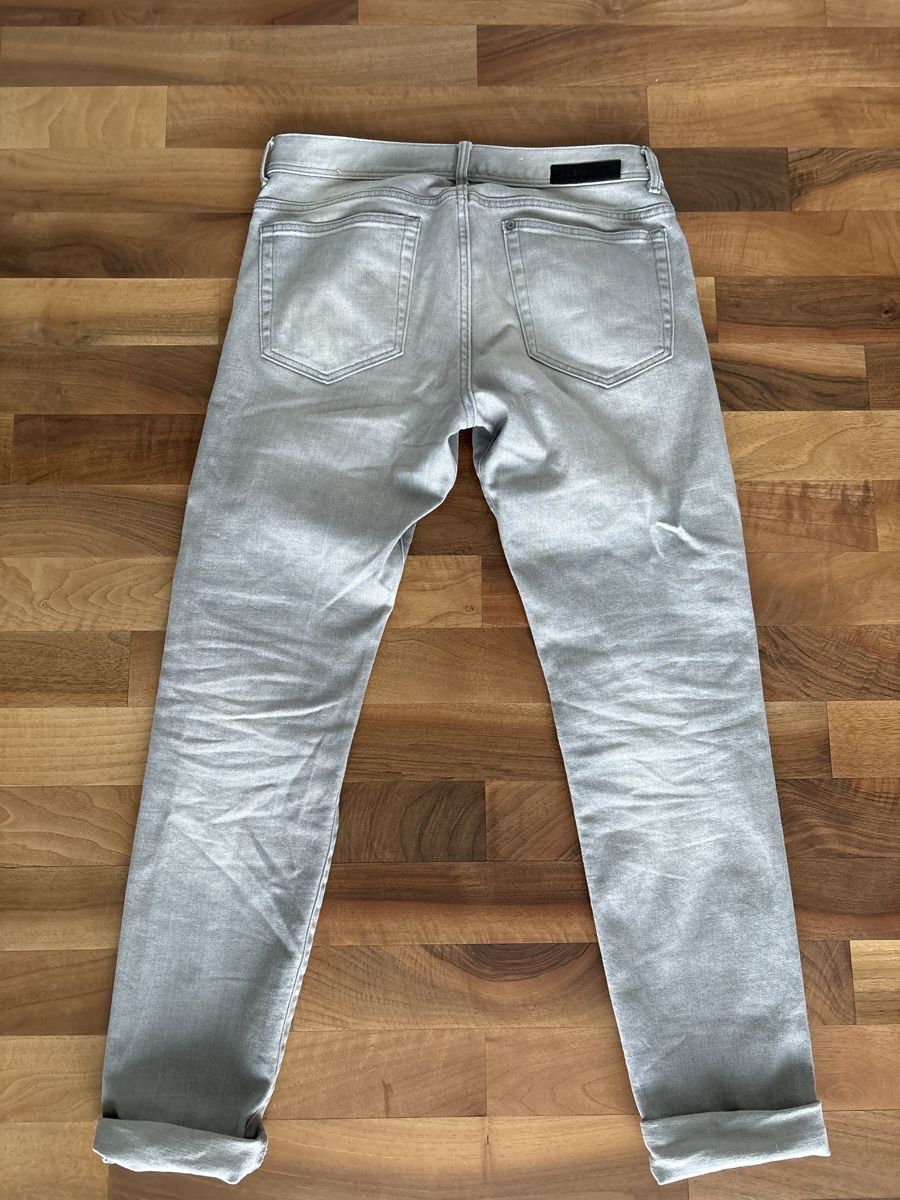 H&M Jeans: Graue H&M Slim Jeans Gr. 30/32 – Usato da Embrach venduto da Roniiii 3