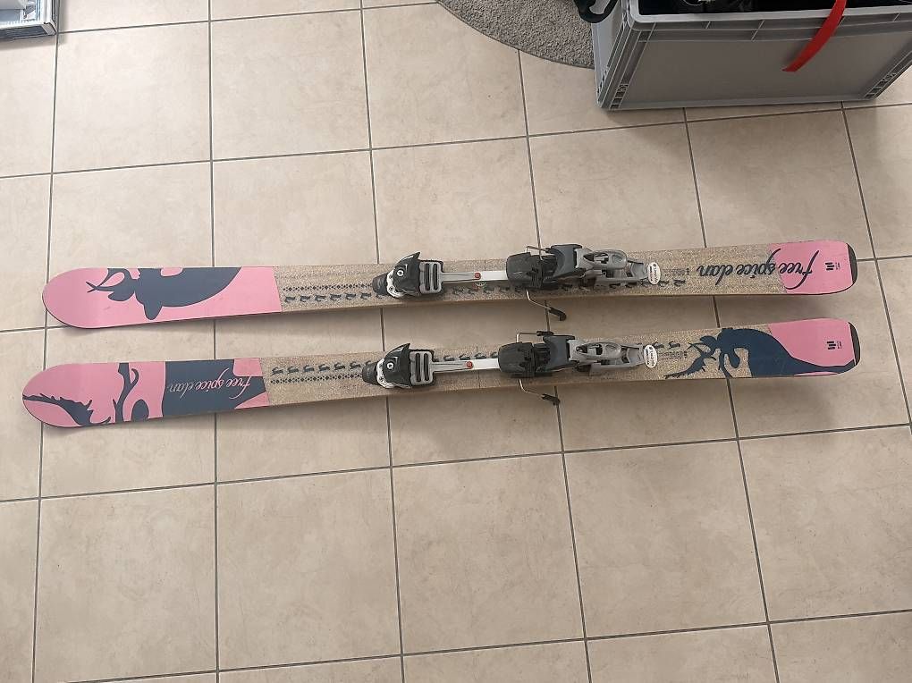 Sci: Elan Free Spice Ski 159 inkl. Bindung – Usato da meiringen venduto da Dbirri 2