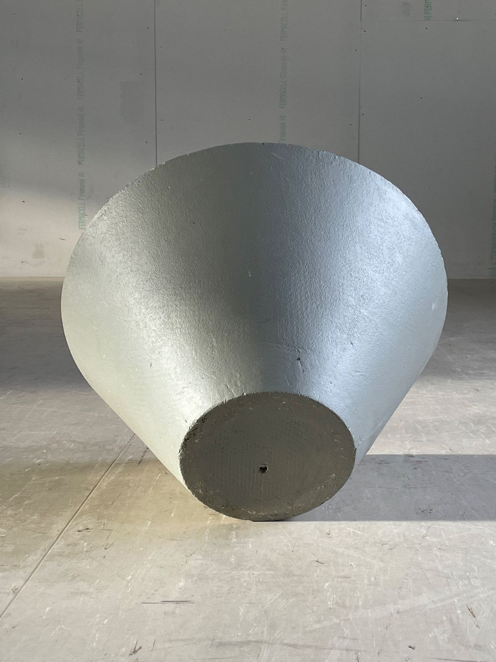 Eternit Vasi per fiori: VintageE.T.E.R.N.I.T Planter / Pflanzengefäss konisch - 55cm – Usato da Bern venduto da Modern-Era 4