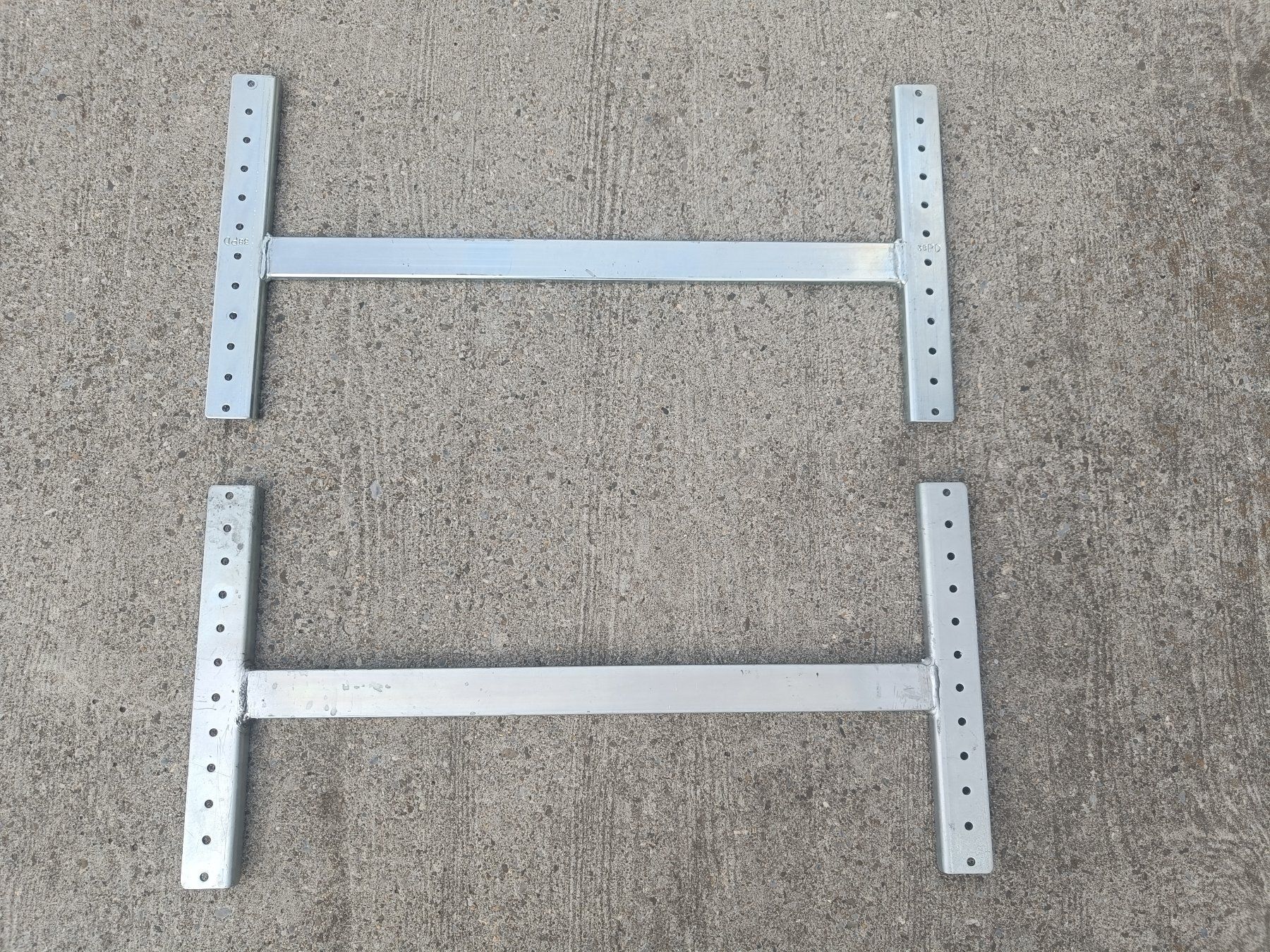 Errex Scaffali: 2 ERREX® Längsstabilisierung - 550 mm – Usato da Koeniz venduto da Hurtschi 1