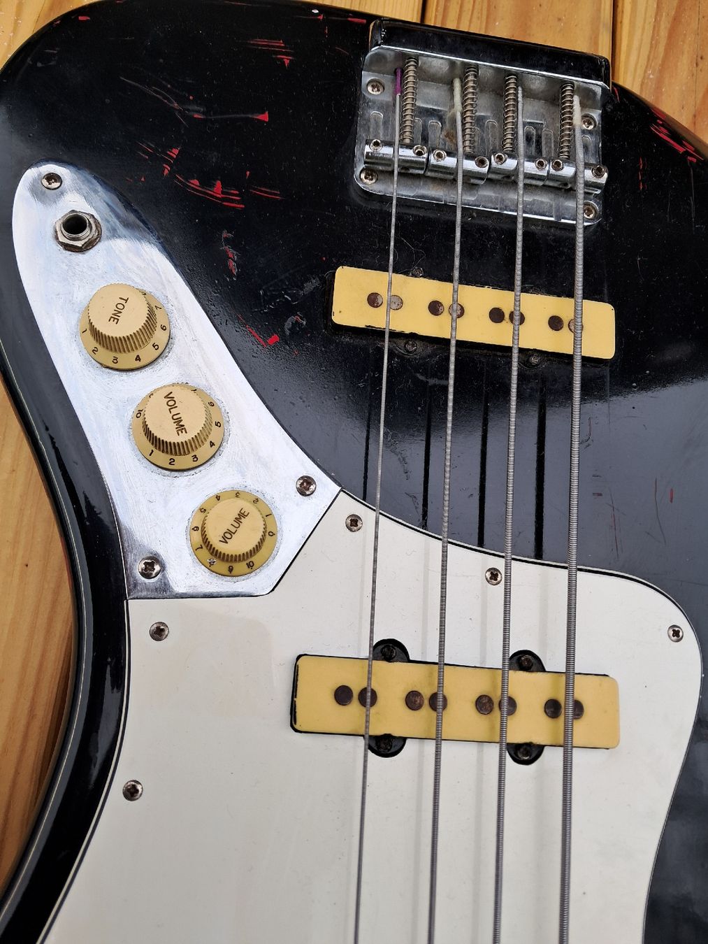 Strumenti musicali: Vintage E - Bass – Usato da Hundwil venduto da anou00 4
