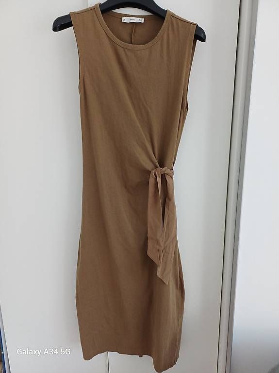 Vestiti: Kleid mit Schleifendetail von Mango – Usato da Zürich venduto da roman87788